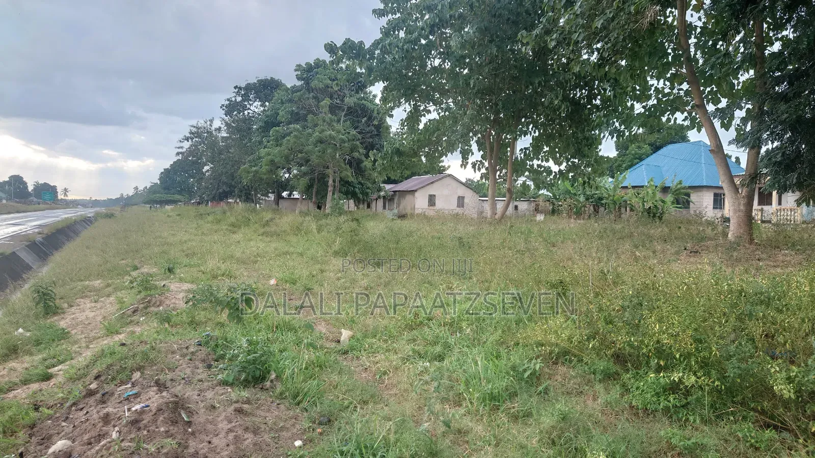 3bdrm House in Dalalipapaatzseven, Mwavi for sale