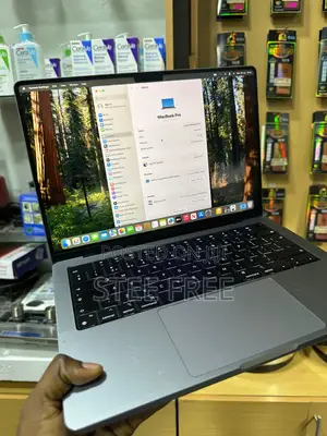 Laptop Apple MacBook Pro 2023 M3 14-Inch 16GB Apple M3 SSD 1T