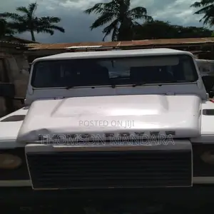 Land Rover Defender 2015 White