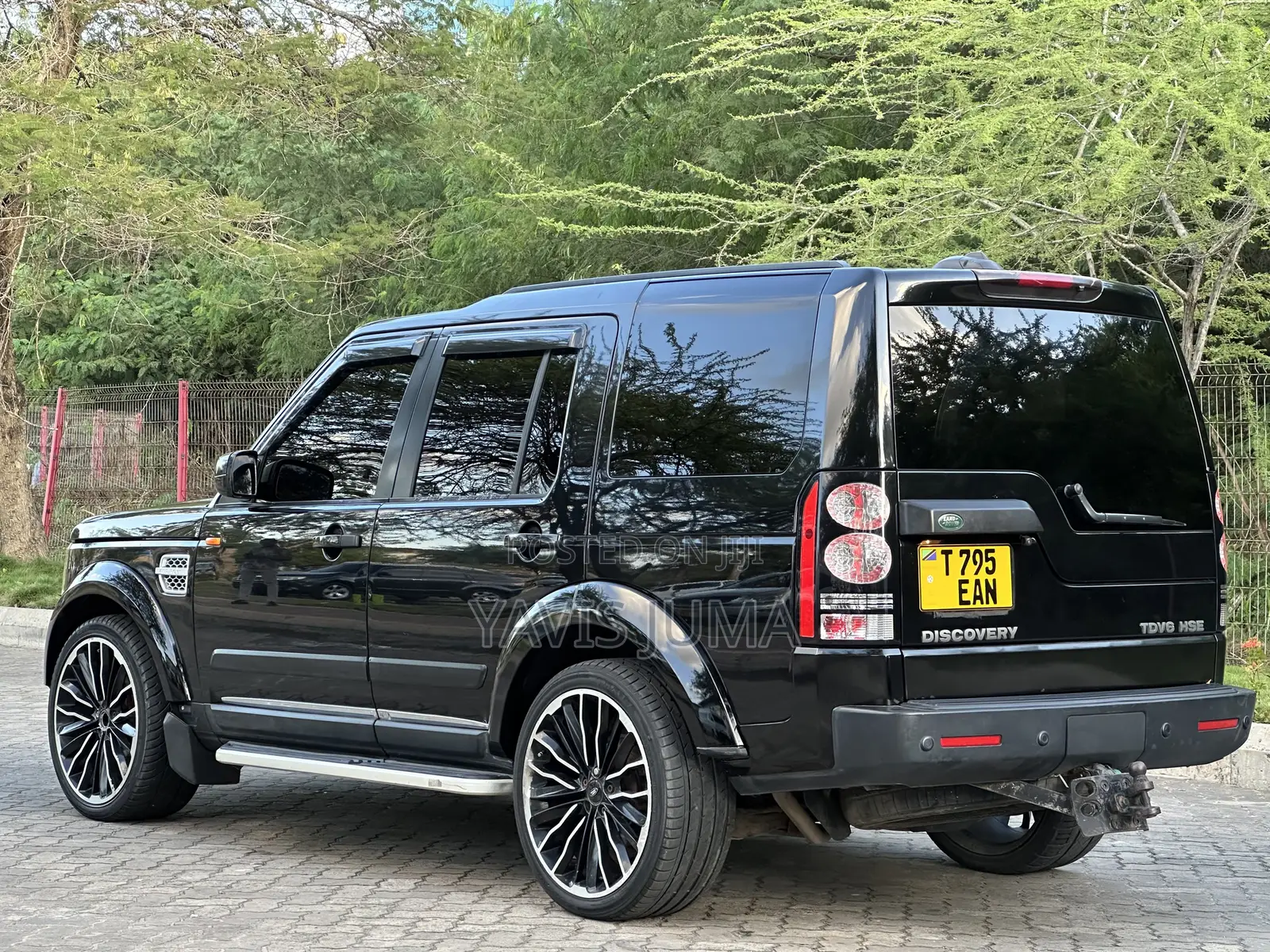 Land Rover Discovery 2006 Black