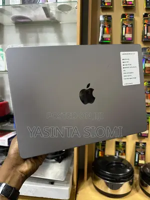 Laptop Apple MacBook Pro 2021 M1 16GB Apple M3 SSD 1T