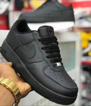 Ready for Eveything/Classic Sneakers