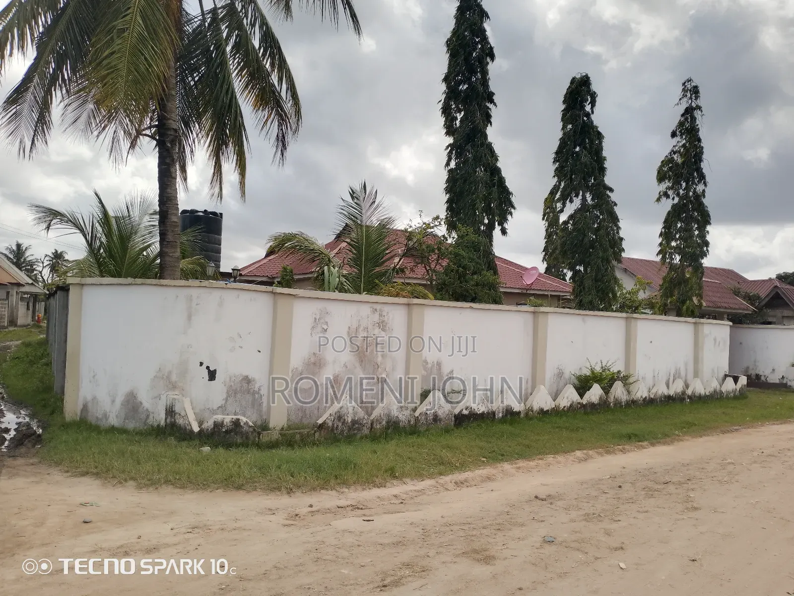 4bdrm House in Tanzania Daresalaam, Ilala for sale