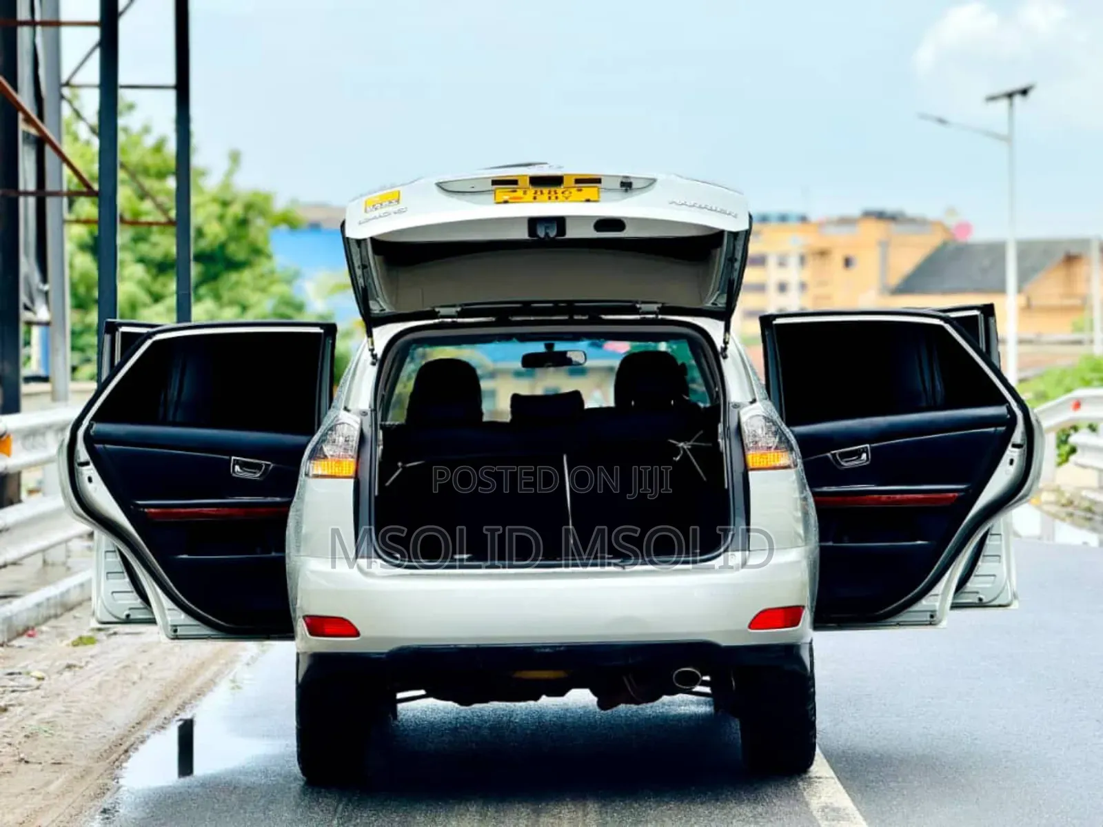 Toyota Harrier 2006 White