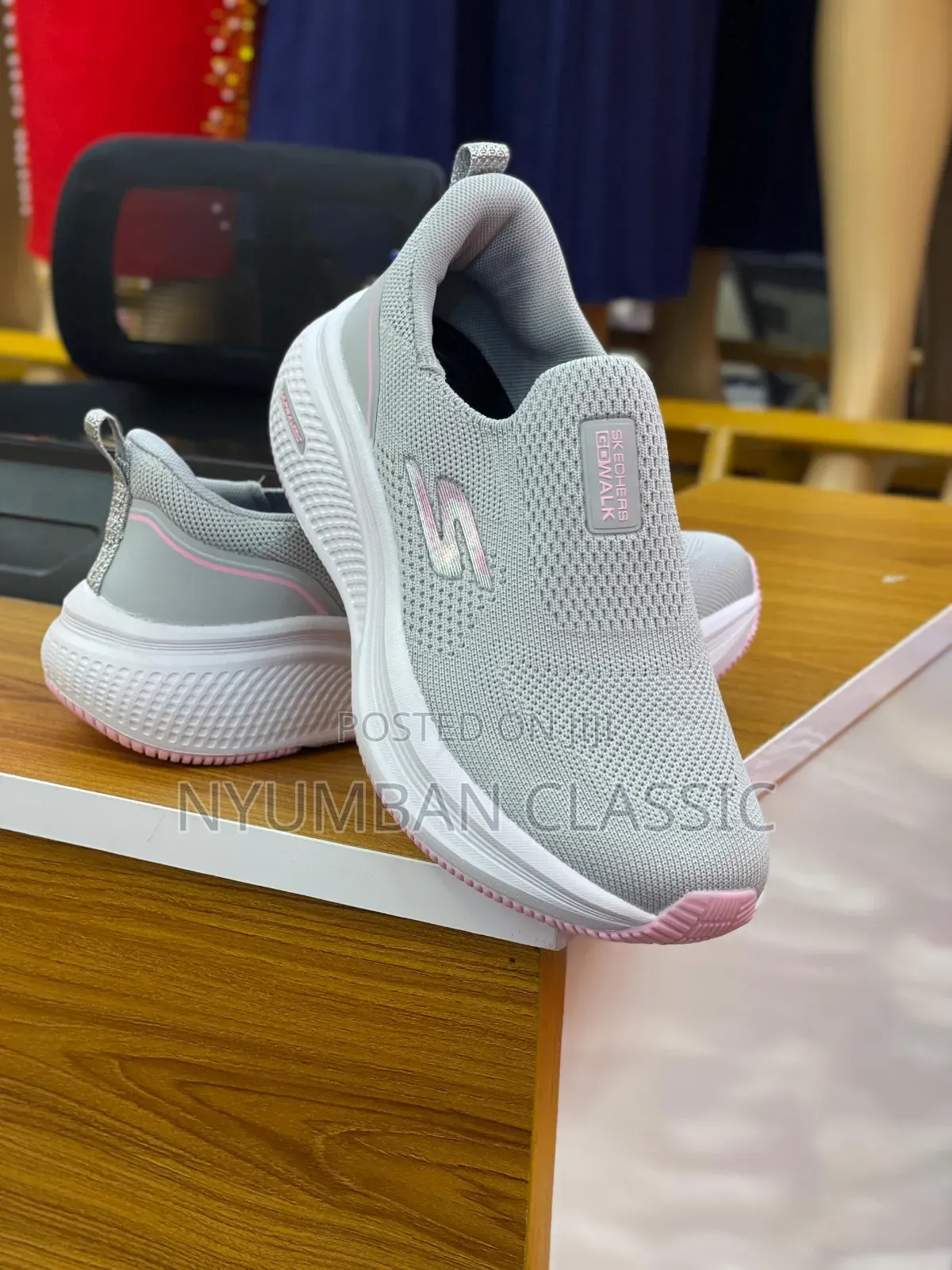 Women's Skechers Shoes