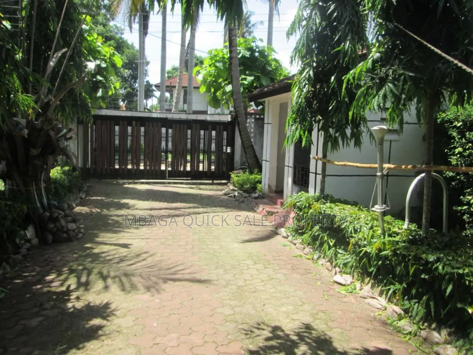 5bdrm House in Mbezi Beach for sale