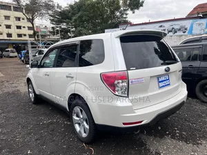 Subaru Forester 2009 White