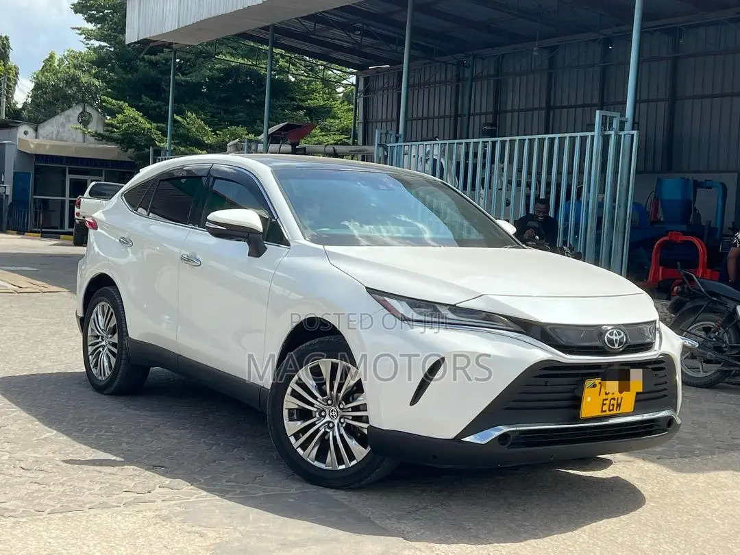 Toyota Harrier 2021 White