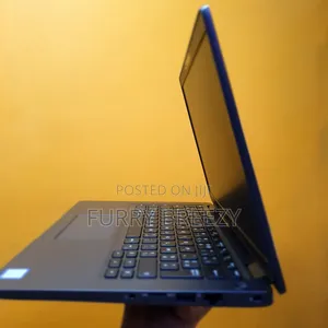 New Laptop Dell Latitude 5300 8GB Intel Core I5 SSD 256GB