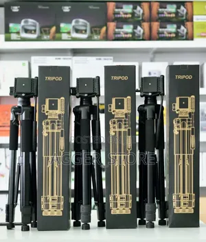 D200 Tripod Stands (Selfie) Universal