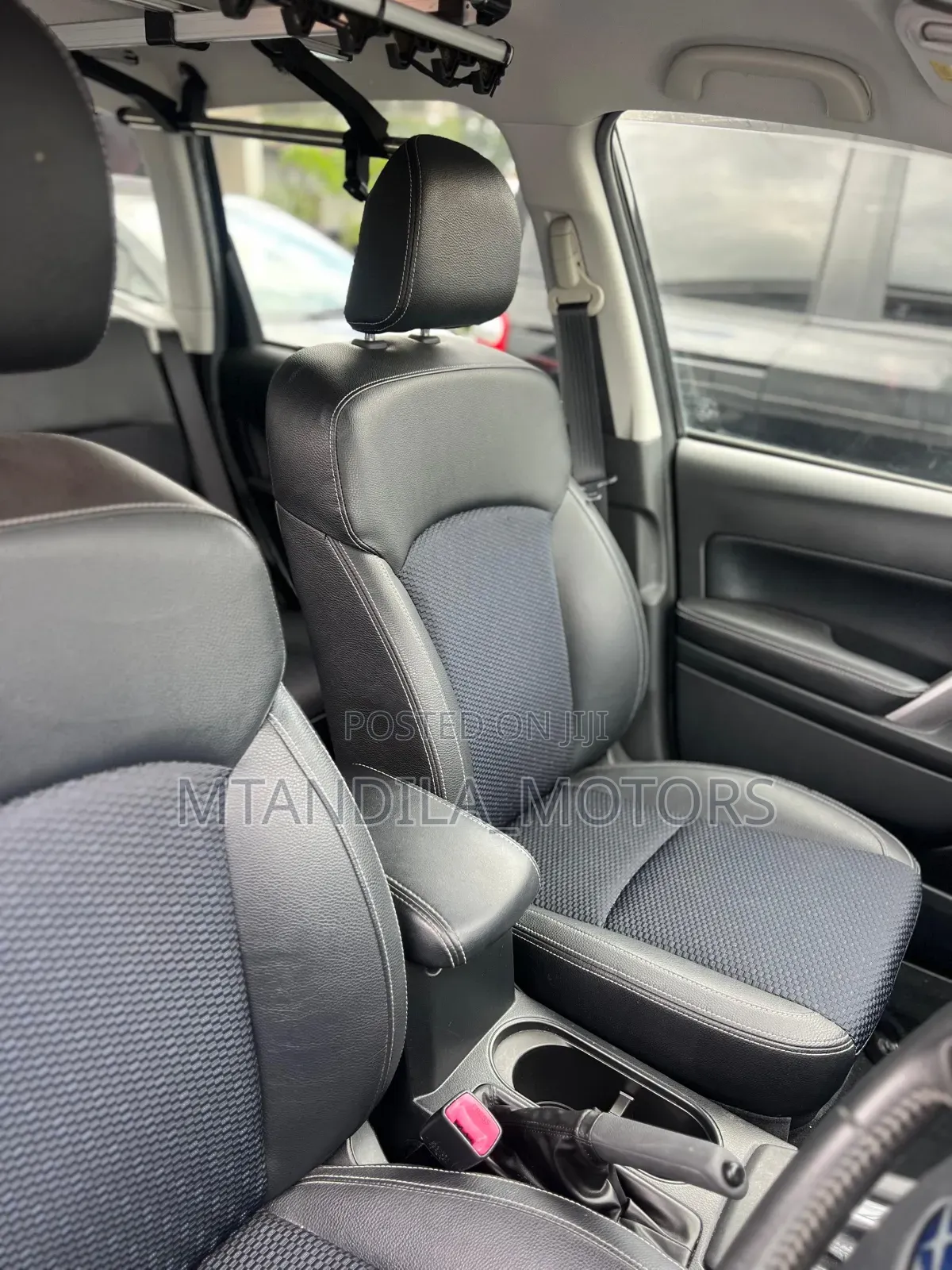 Subaru Forester 2.5i PZEV 4dr SUV AWD (2.5L 4cyl CVT) 2014 Black