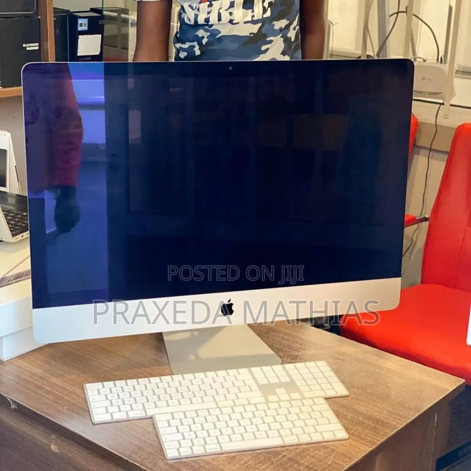 Desktop Computer Apple iMac 8GB Intel Core I5 SSD 256GB