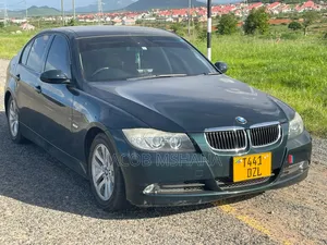 BMW 320i 2007 Gray
