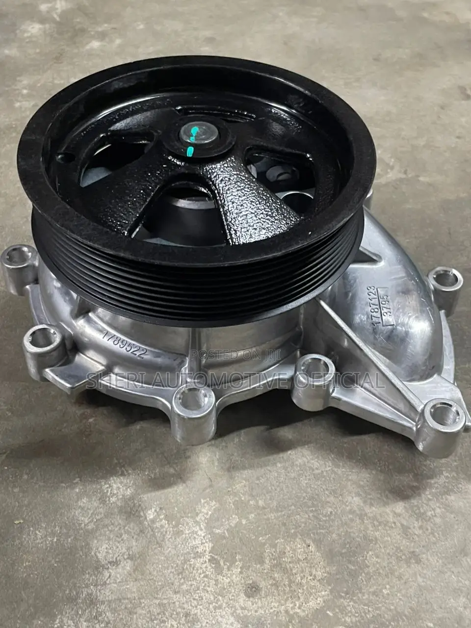 Scania Truck Water Pump //