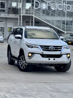 Toyota Fortuner 2.8 D AWD 2018 Pearl