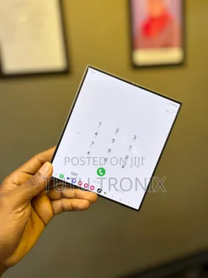 New Samsung Galaxy Z Fold4 256 GB Silver