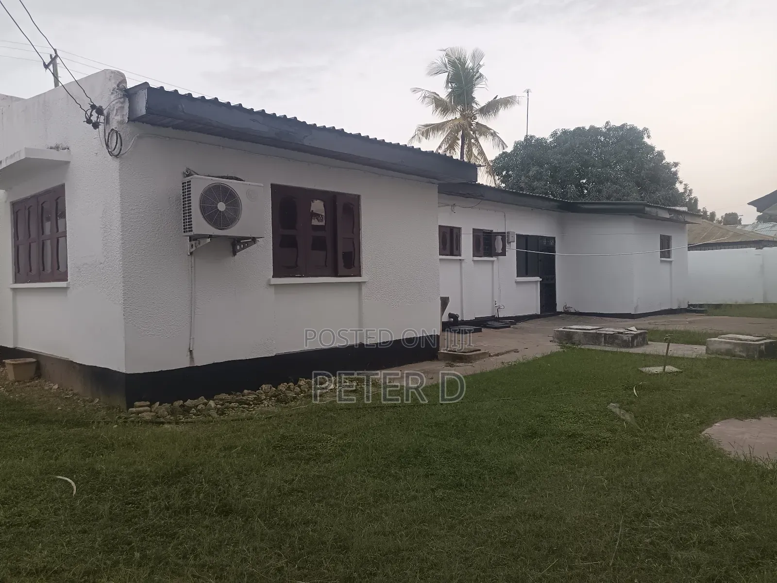 4bdrm House in Mikocheni for rent