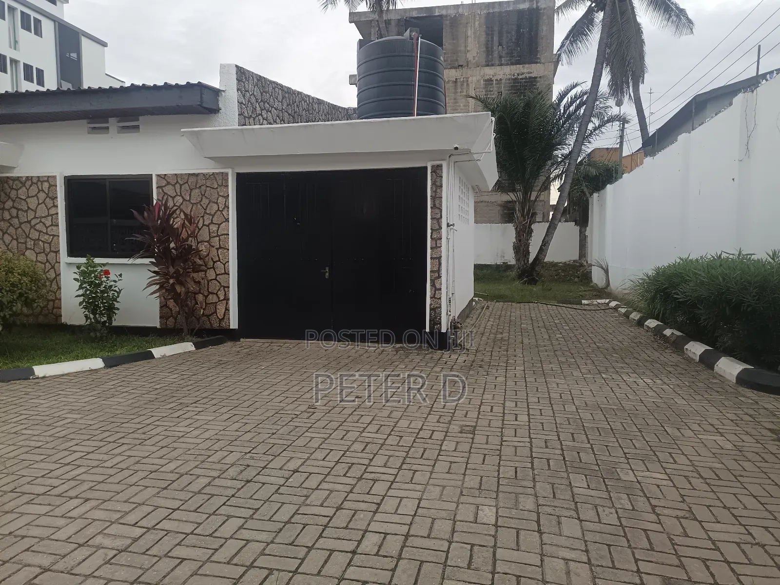 4bdrm House in Mikocheni for rent
