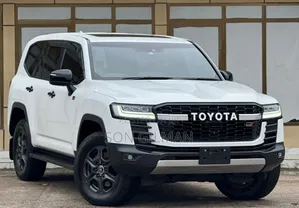 Toyota Land Cruiser 2023 White
