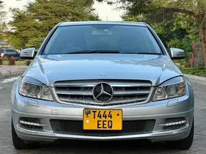 Mercedes-Benz C250 2010 Silver