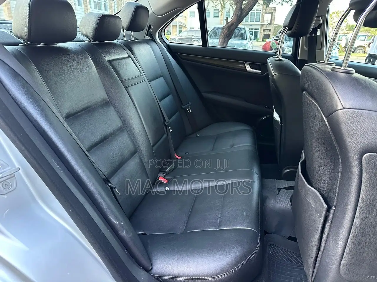 Mercedes-Benz C250 2010 Silver