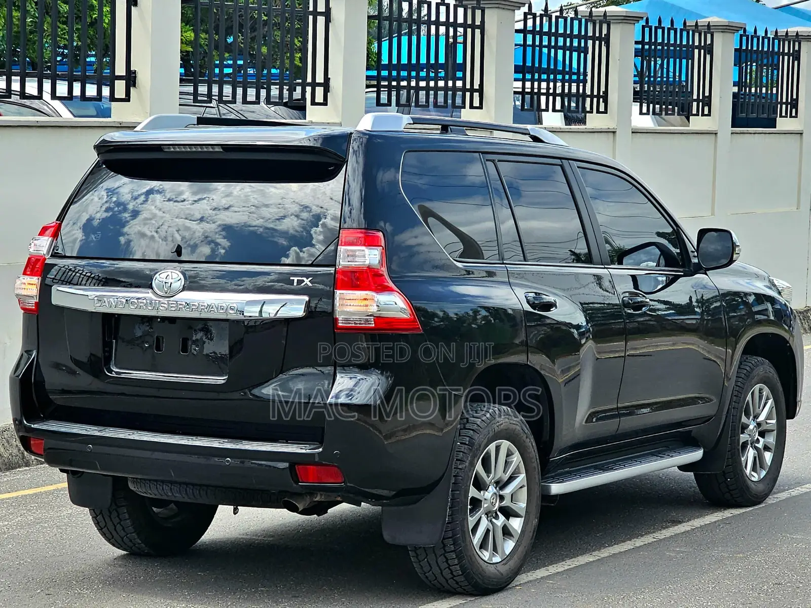 Toyota Land Cruiser Prado 2.7 2017 Black