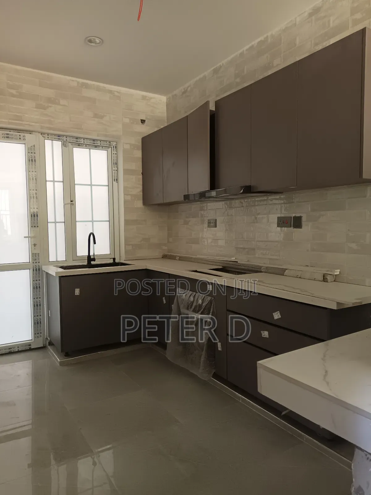 3bdrm Apartment in Kariakoo for rent