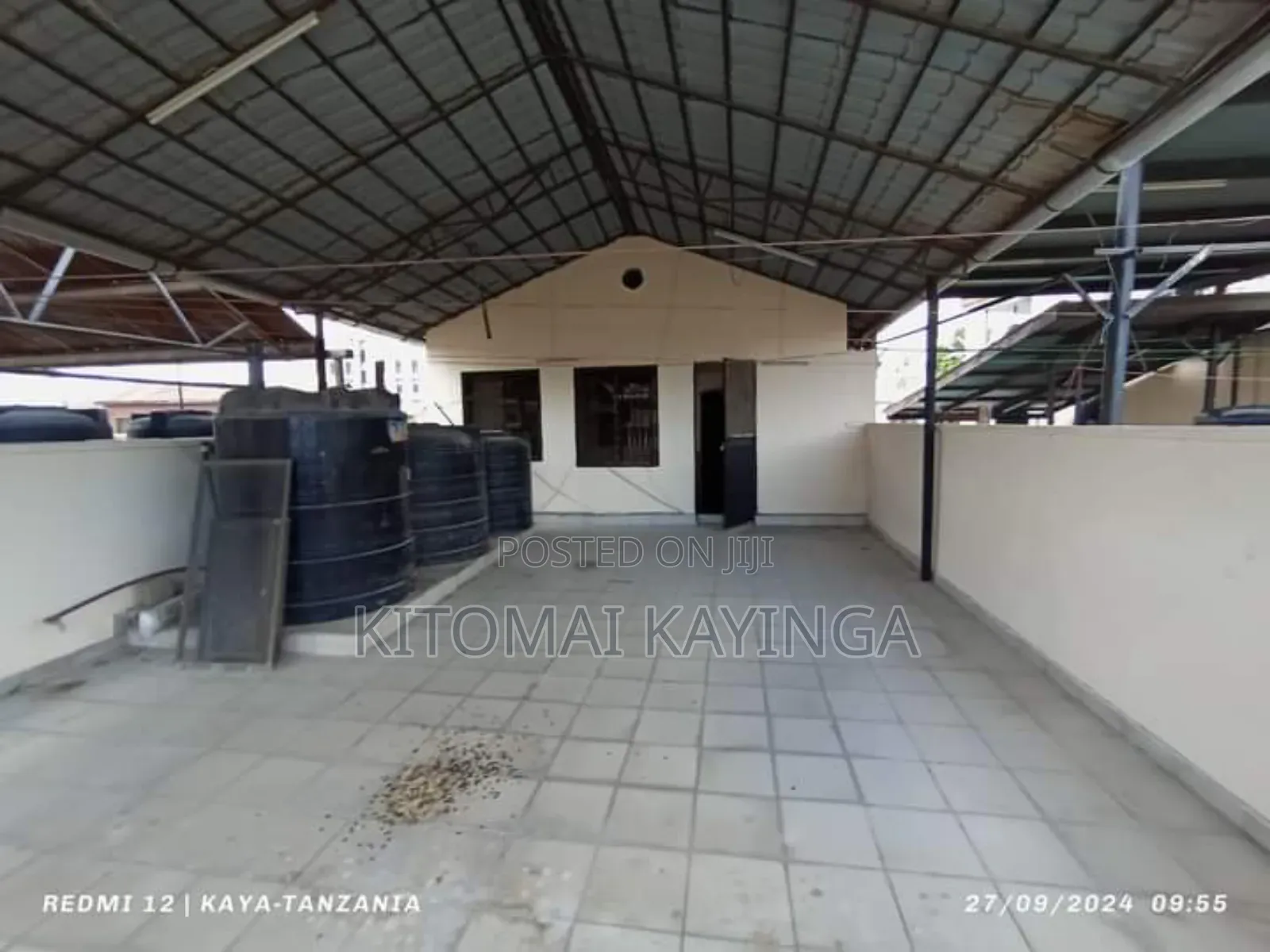 4bdrm Duplex in Upanga West for sale