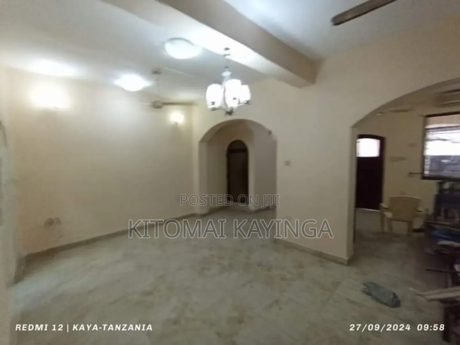 4bdrm Duplex in Upanga West for sale