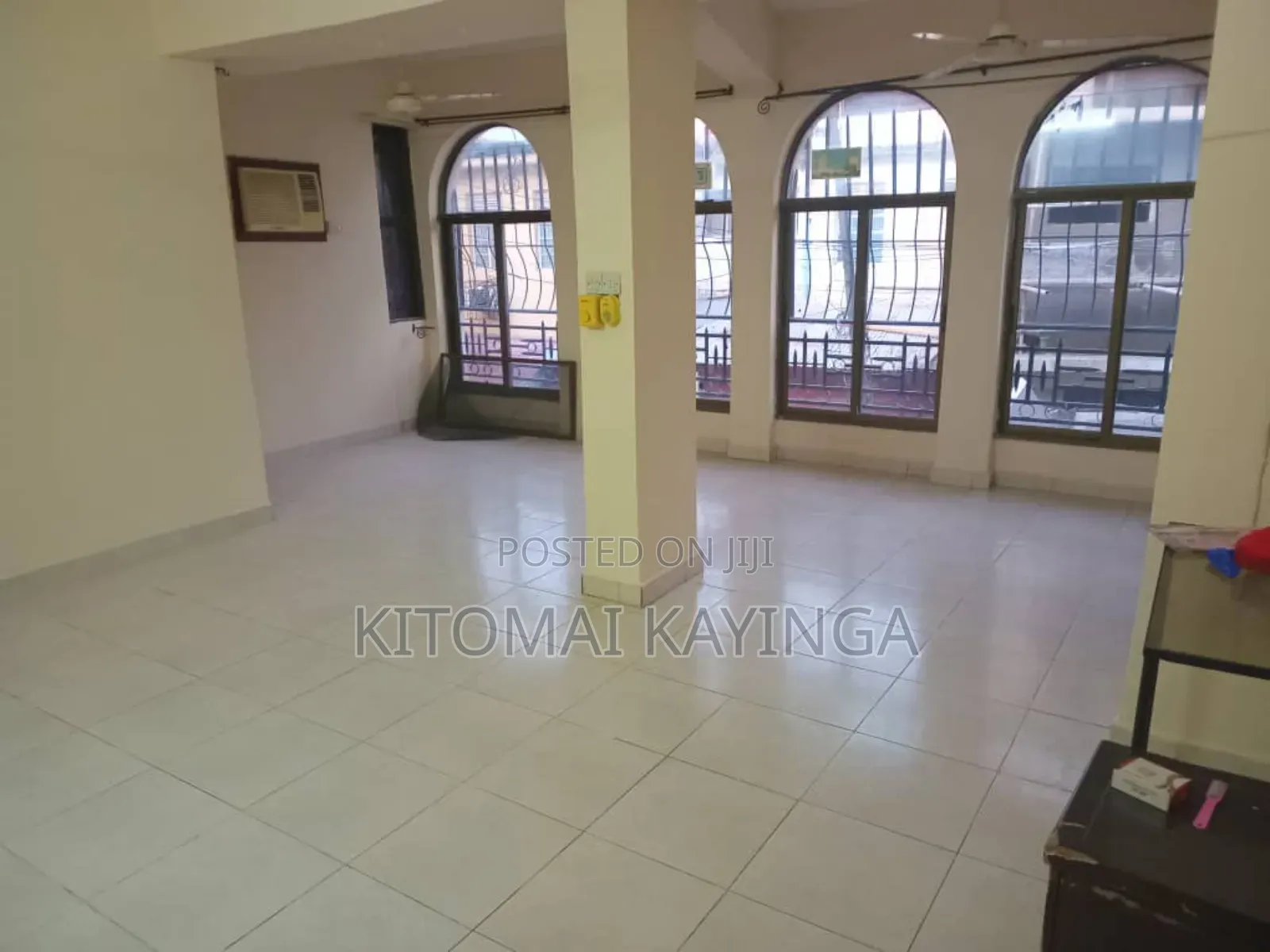 4bdrm Duplex in Upanga West for sale