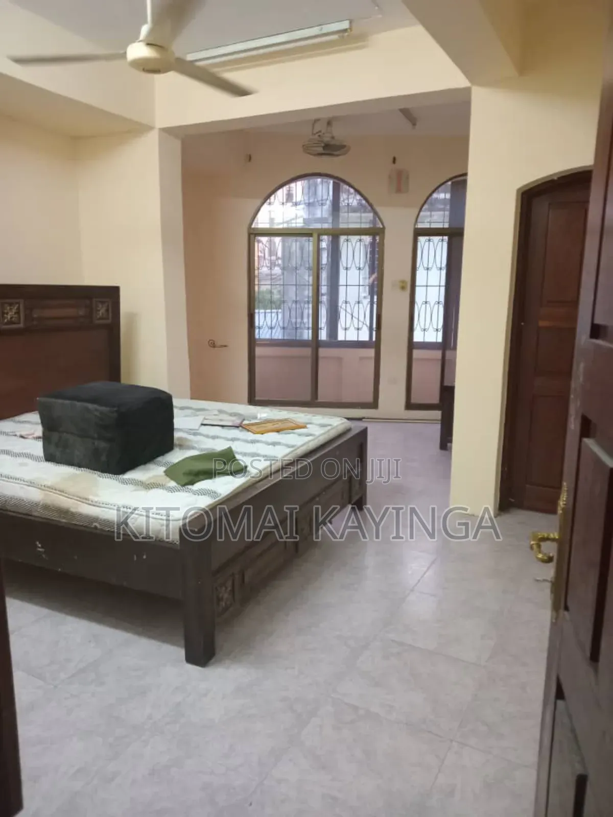 4bdrm Duplex in Upanga West for sale