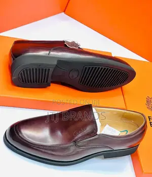 Clarks Za Maana Bei Poa