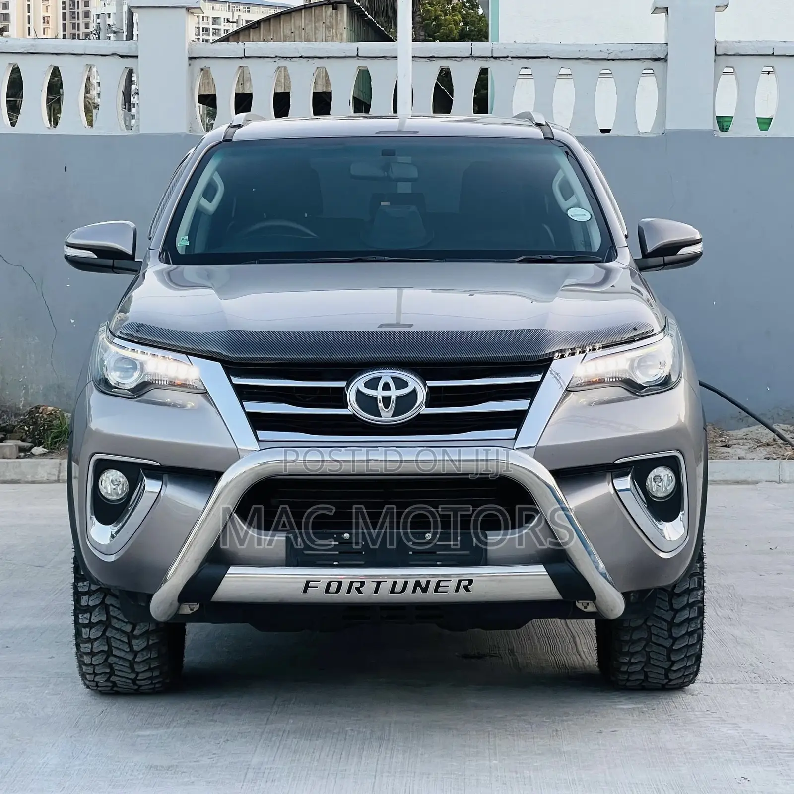 Toyota Fortuner 2.8 D AWD 2017 Silver