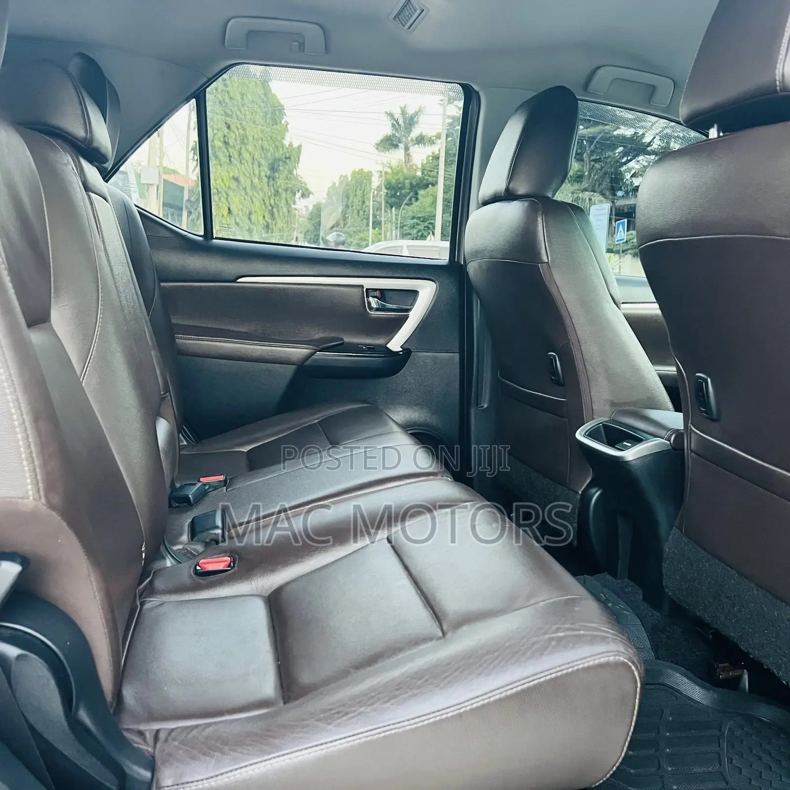 Toyota Fortuner 2.8 D AWD 2017 Silver
