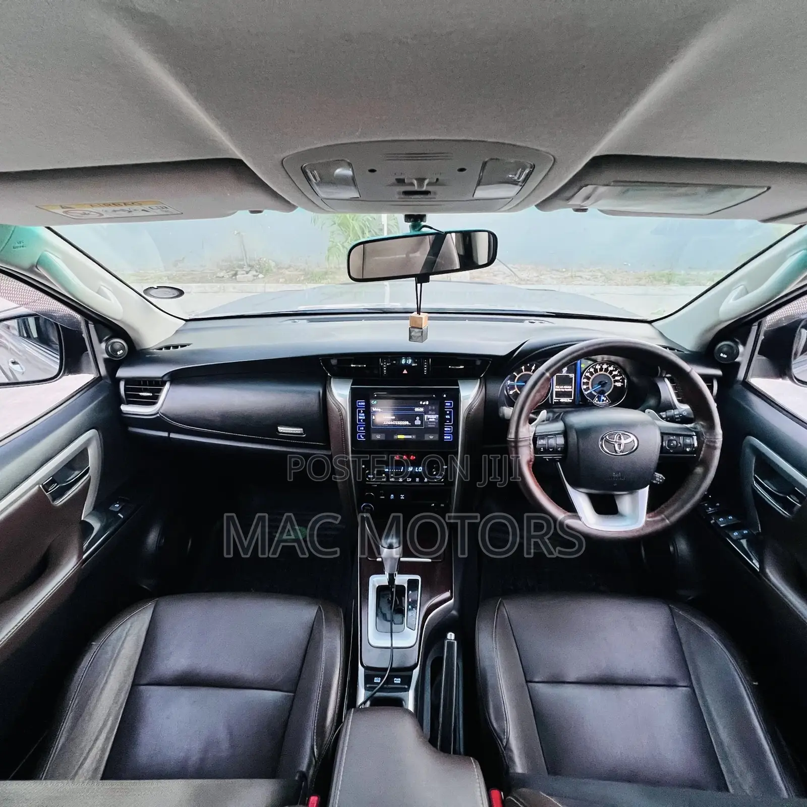 Toyota Fortuner 2.8 D AWD 2017 Silver