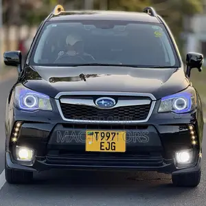 Subaru Forester 2.0XT Premium 4dr SUV AWD (2.0L 4cyl Turbo CVT) 2014