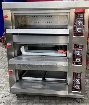 Commercial Gas Oven 3 Decks 6 Trays