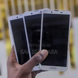 Sharp Aquos Sense 2 SHV43 32 GB White