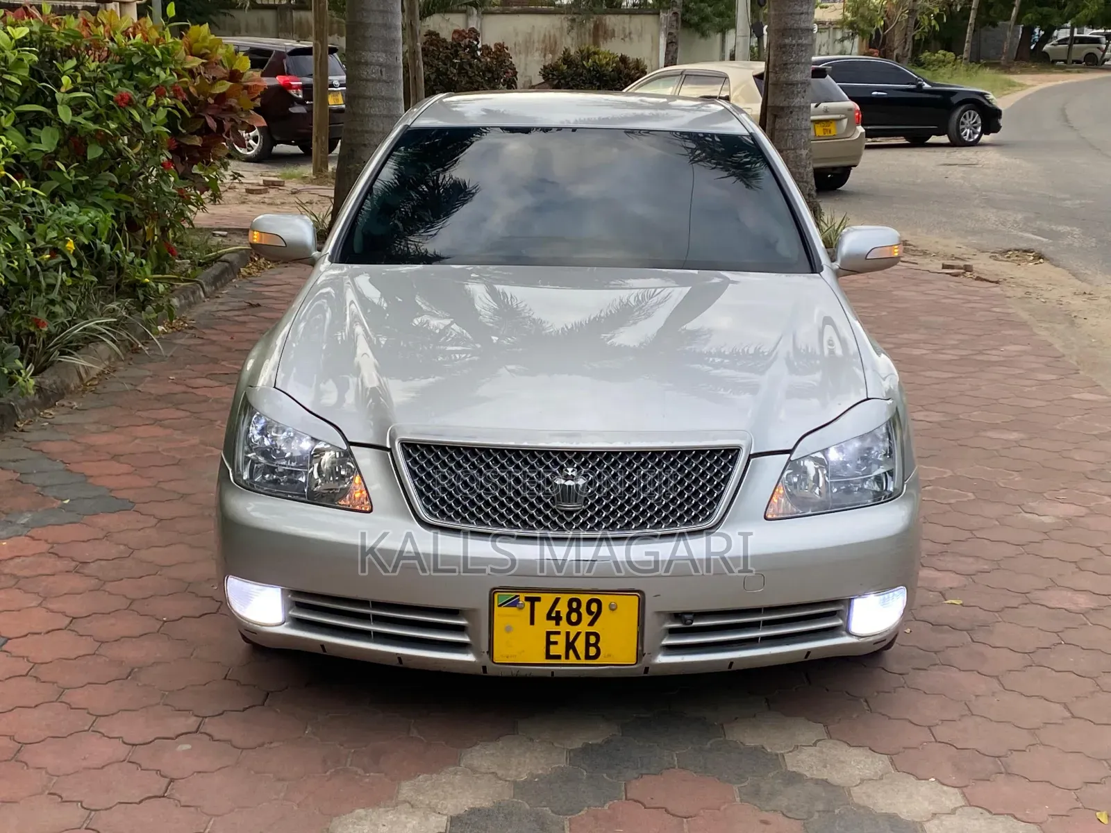 Toyota Crown 2006 Silver