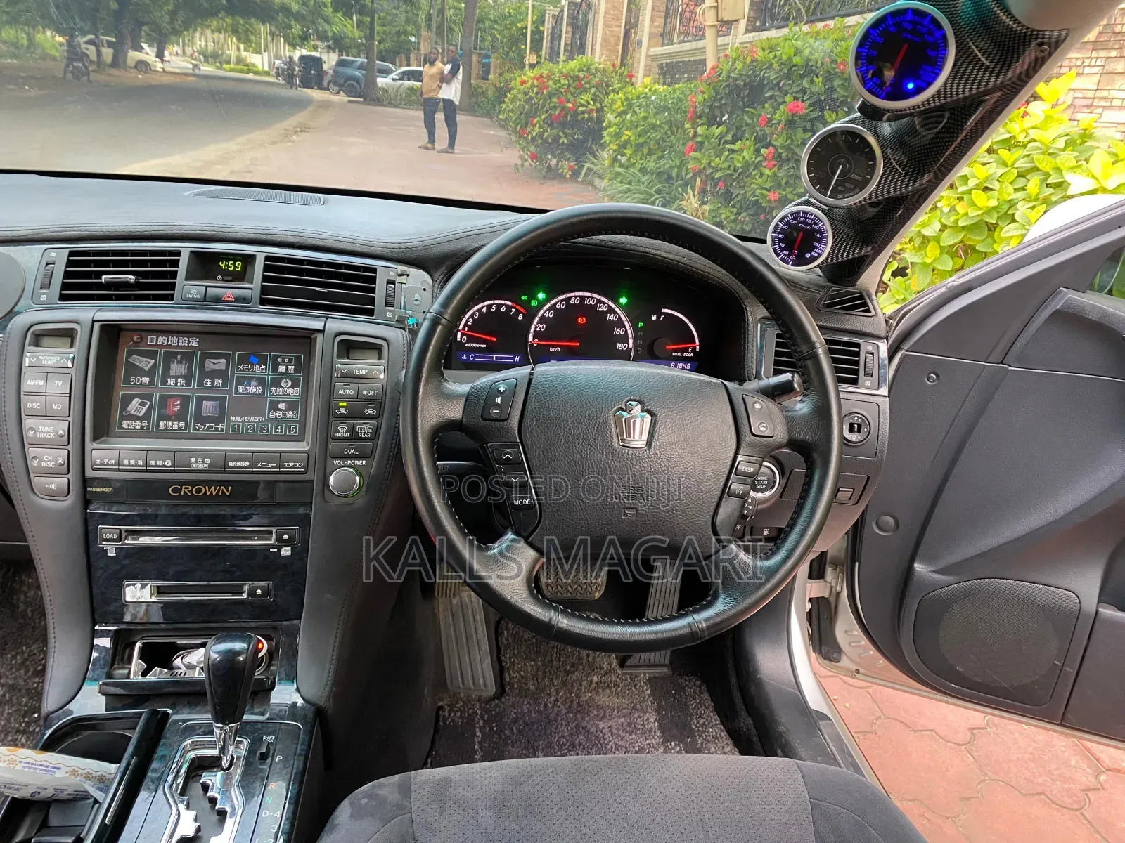 Toyota Crown 2006 Silver