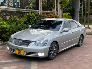 Toyota Crown 2006 Silver