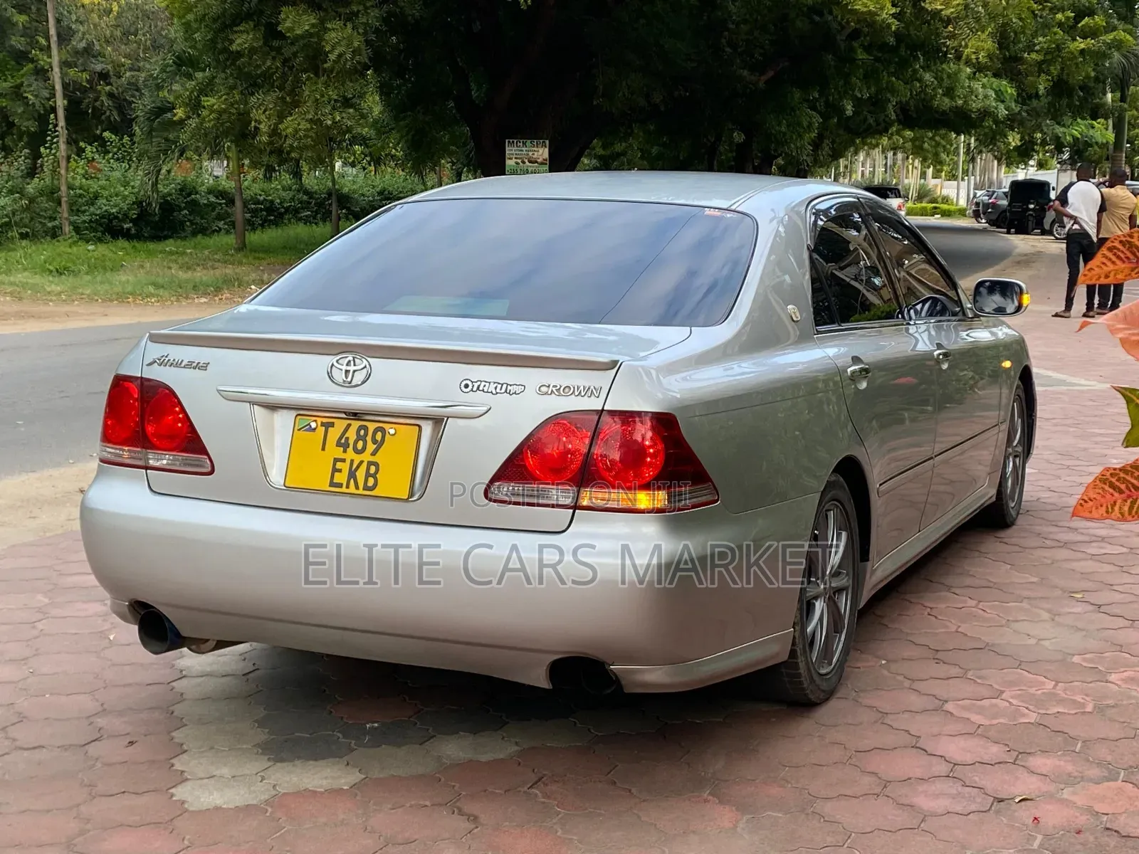 Toyota Crown 2006 Silver