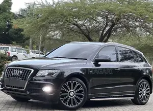 Audi Q5 2011 Black