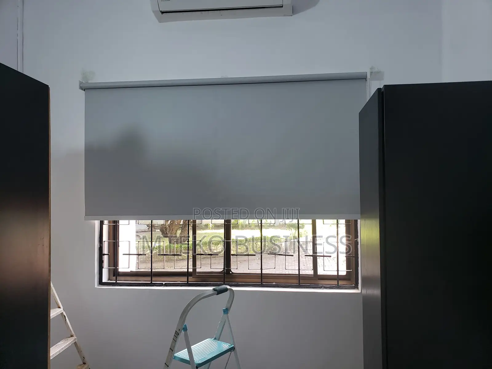 Roller Blinds Black Out / Block Light