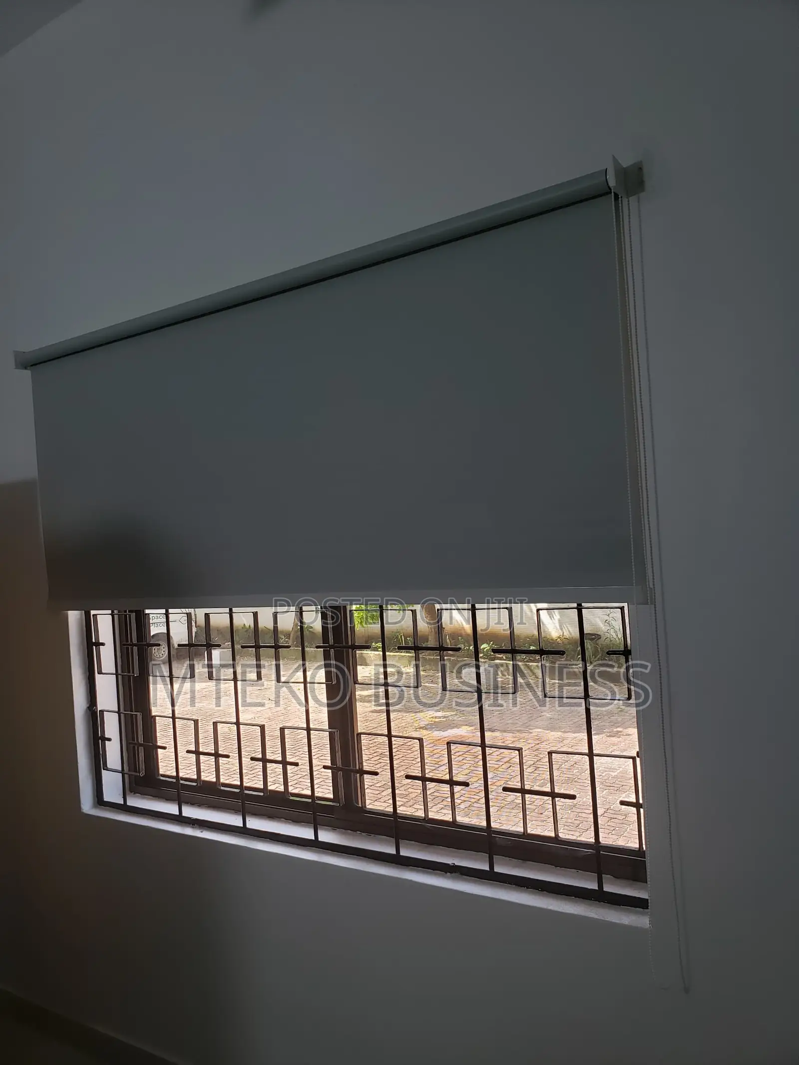 Roller Blinds Black Out / Block Light