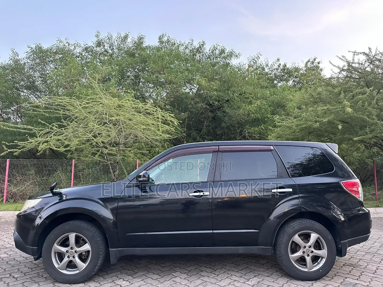 Subaru Forester 2012 Black