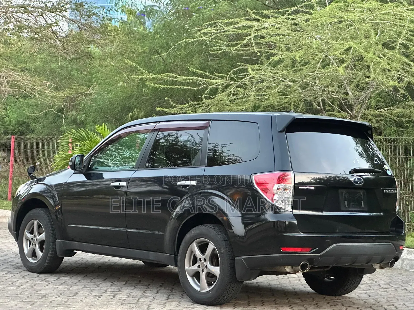 Subaru Forester 2012 Black