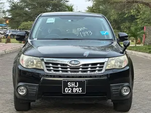 Subaru Forester 2012 Black
