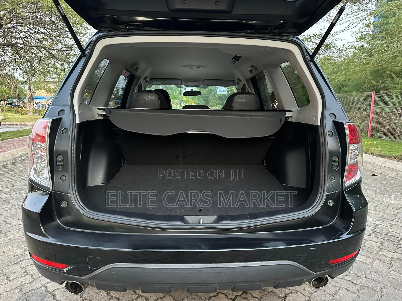 Subaru Forester 2012 Black