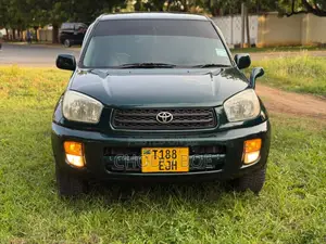 Toyota RAV4 Automatic 2003 Green